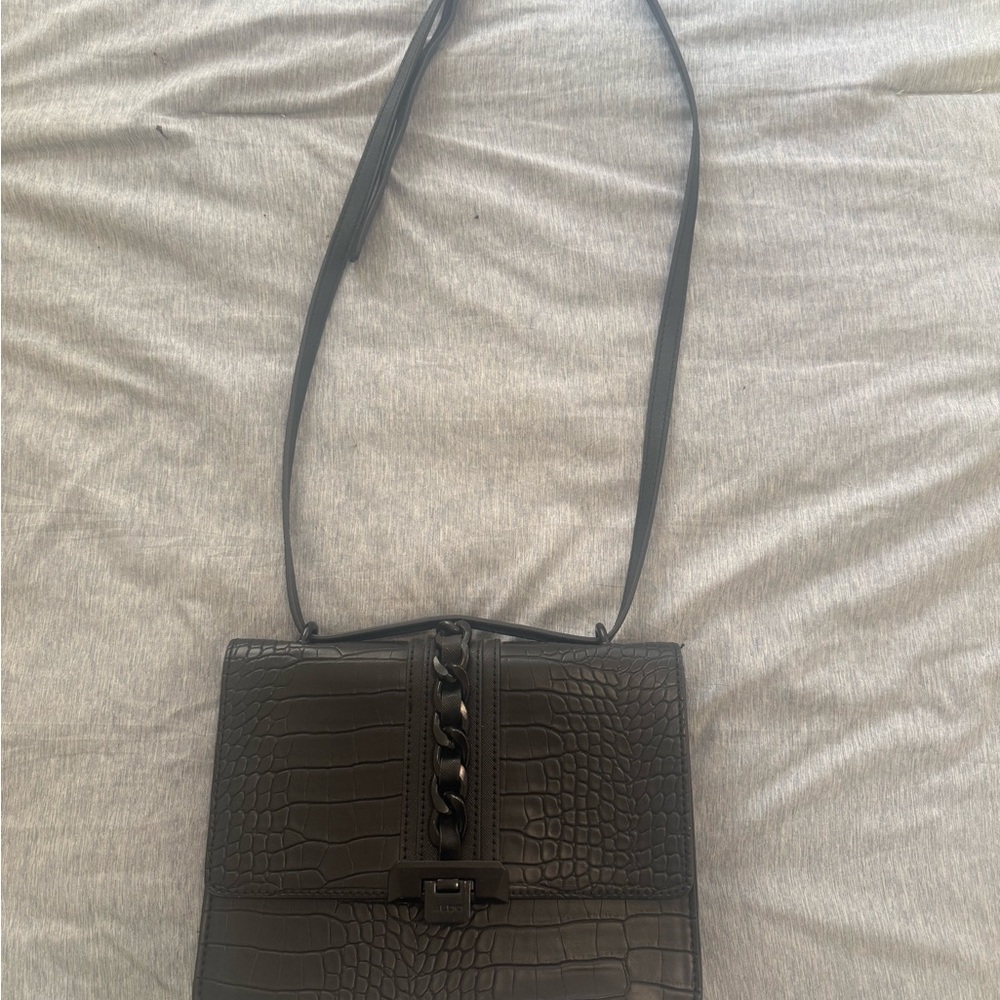 Elegant Black Crocodile-Embossed Bag